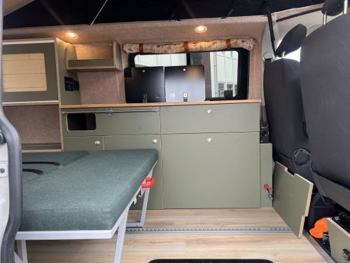 Volkswagen T6 Florida 2019 armeegr&uuml;n zweifarbig Foto: 4