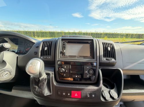 P&ouml;ssl 640 Roadcruiser Automatic / ALL SEASONS / MAXI / TV+SATELLITE DISH / BIKE RACK photo: 14