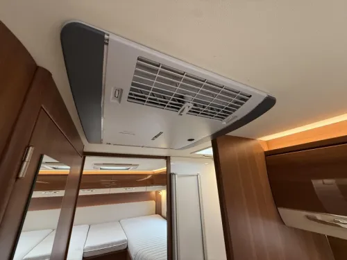LMC Explorer Comfort 735 G Single Beds Pull-down Bed 2019 photo: 14