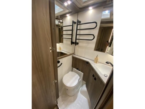 Kabe Ametist 560 GLE Model 2027  Foto: 12