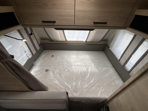 Weinsberg CaraOne Edition HOT 480 QDK STAPELBED-ACTIE MODEL Foto: 9