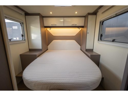 B&uuml;rstner Lyseo Privilege TD734 Queensbett + Hubbett Foto: 17
