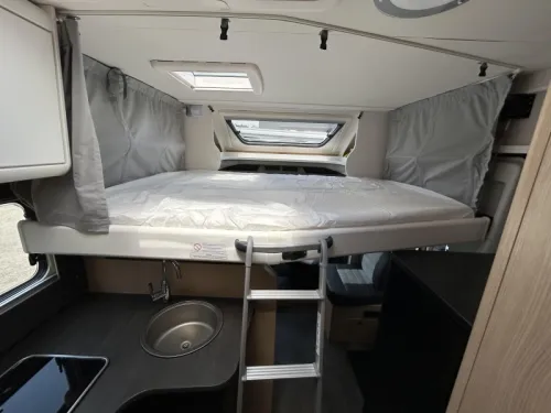 Sunlight T 690 L Queensbed + Hefbed photo: 12