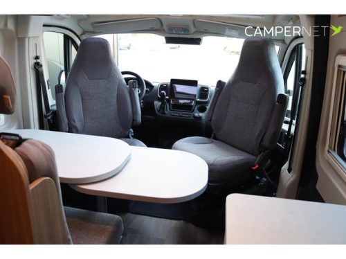 Carado CV 640 140cv Autom&aacute;tico | Paquete Pro + | Toldo | Camas individuales | Nuevo disponible en stock | Control de crucero adaptativo | foto: 9
