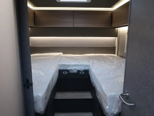 Dethleffs Trend 7057 EBL FACE TO FACE AUTOMAAT  Foto: 15