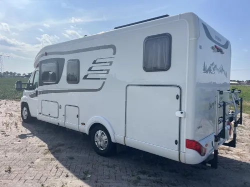 Hymer T 678 CL Roof Air Conditioner | Very Complete photo: 4