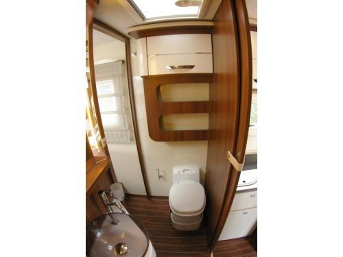 McLouis Sovereign 80 G Queensbed, Hefbed, Garage  foto: 13