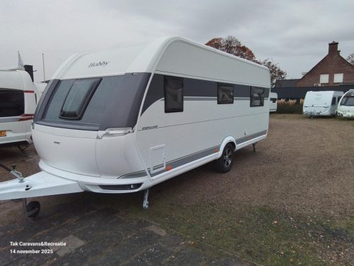 Hobby Excellent 560 CFE Model 2026 Large C Seating photo: 14