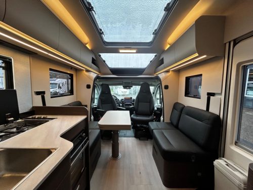 Adria Coral Supreme 670 DL Leder, Adapt. Cruise foto: 9
