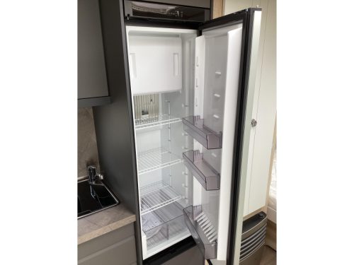 Hobby De Luxe 540 UL Single beds photo: 6