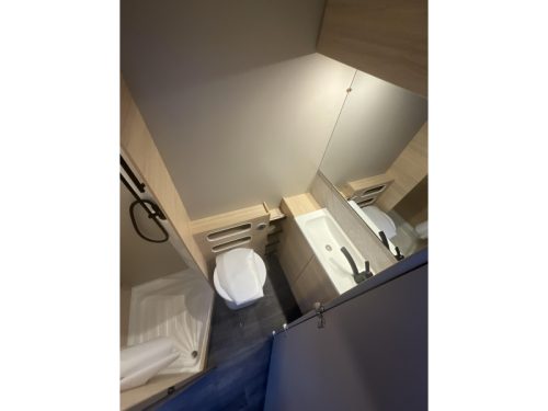 Weinsberg CaraLife 500 QDK STAPELBED-AIRCO Foto: 13