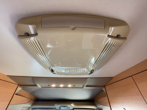 Knaus Sky TI 650 MEG EINZELBETTEN MOTOR KLIMAANLAGE 6,99M Foto: 18
