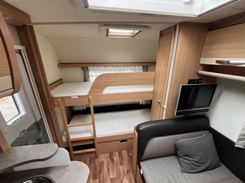 Knaus Sudwind 500 FDK Unico Markise, Fliegenschutzt&uuml;r, Foto: 3