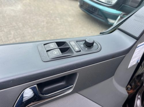 Volkswagen California T5 2.5tdi 4 Motion Pop-top roof Cruise Control Climate Control Bearlock CarPlay photo: 16