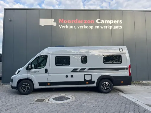 Crosscamp ADVTR 6.4 EF - Automatik - Sehr modern  Foto: 15