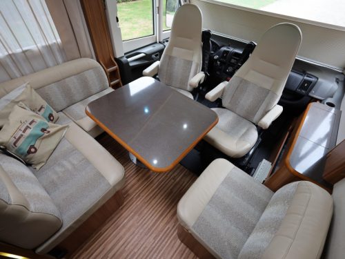 Adria Sonic I 700 SC queensbed + hefbed  foto: 4