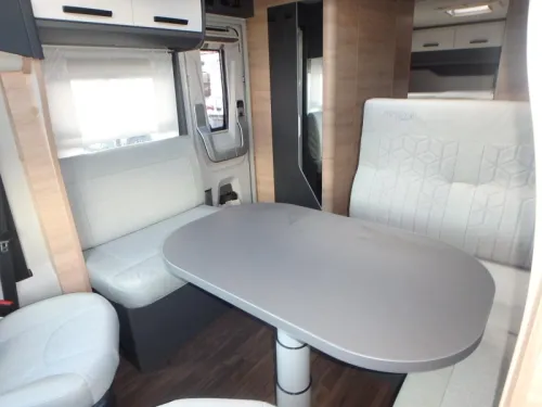 Knaus L!ve Ti Platinum 700 MEG  photo: 11