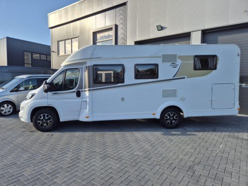 Capron Carado T448 160hp  photo: 1