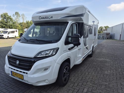 Chausson Welcome 737 Satellite dish-Leveling system-air conditioning photo: 1