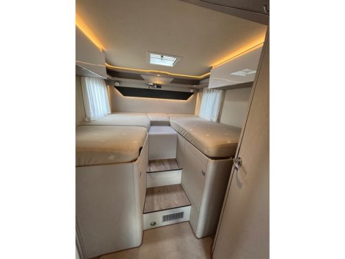 Hymer Tramp 685 &eacute;tat impeccable salon face &agrave; face photo : 13