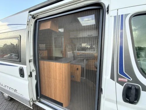 P&ouml;ssl Summit 640 Single beds Maxfan  photo: 6