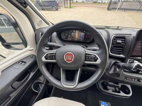 mooveo Van 63 EB Automaat Super luxe 180pk Foto: 19