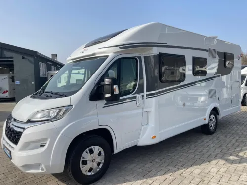 Hymer Carado 448  photo: 1