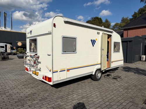 Knaus Vimara 450 mit Markise! Foto: 2