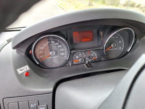 B&uuml;rstner Travel Van 620 T 9G AUTOMAAT-COMPACT MODEL Foto: 14