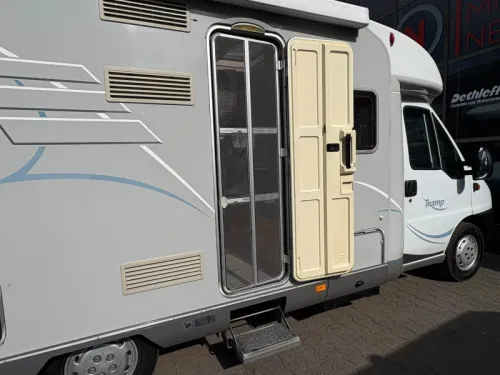 Hymer Tramp 655 Airco,Topindeling,Festbett Foto: 8