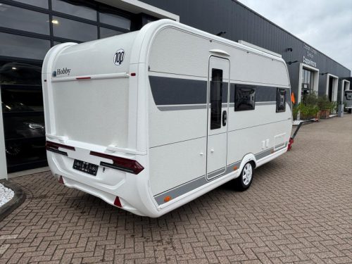 Hobby On Tour 470 KMF with awning and bunk bed  photo: 10
