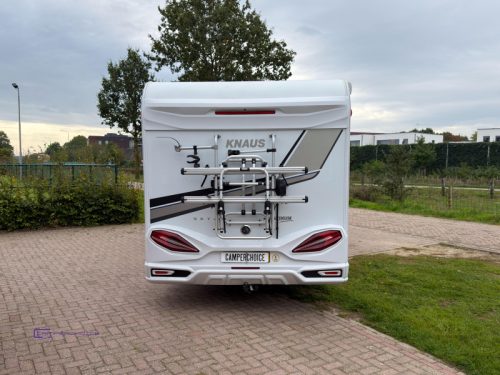 Knaus Sky TI 700 MX Queensbett Niveauregulierung Foto: 21