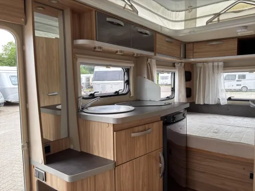 Eriba Feeling 425 Mover/Thule awning photo: 9