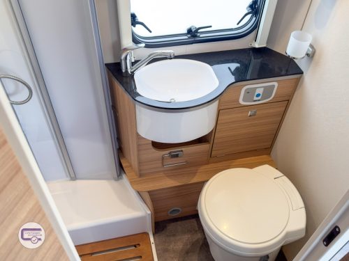 Dethleffs Globebus I 6 Klimaanlage und L&auml;ngsbetten Foto: 8