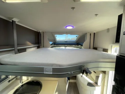 Chausson Welcome 728 EB Queensbed Drop-down bed 150 HP photo: 15