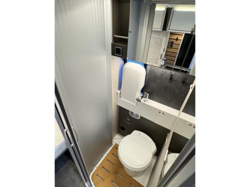 Hymer Yosemite - hefdak - Automaat -  foto: 12