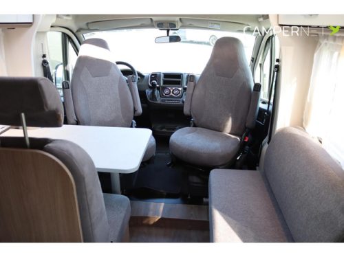 Carado V347 Pro+ Fiat 140hp Automatic | New model! | High payload | Awning | Compact design | Single beds | Vario bathroom photo: 9
