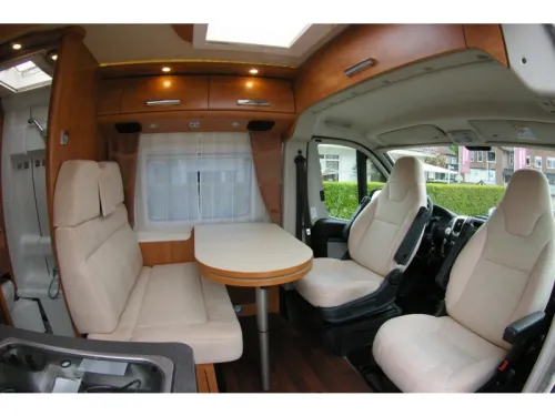 Carthago Malibu 640 Single beds, Automatic. photo: 8