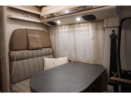 Malibu Van Charming 600 DB photo: 10