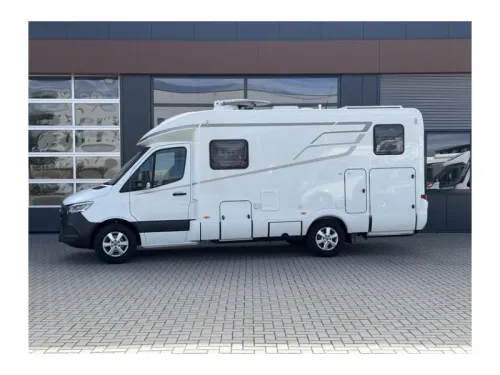 Hymer B-MC T 580 2023, SAT, solar panels photo: 2