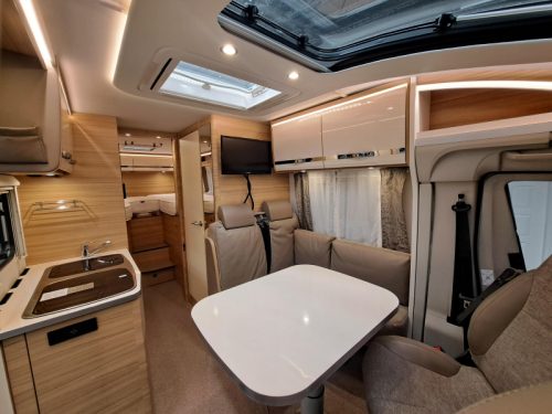 Dethleffs Globebus T 6 Sch&ouml;n kompakt + H&auml;ngeschrank Foto: 4
