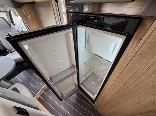 Knaus Sky TI 700 MEG Platinum Automaat - Enkele bedden foto: 13