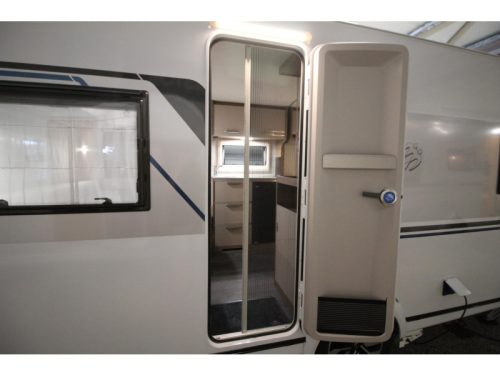 Knaus Sport 450 FU Awning Walker, Mover, photo: 19