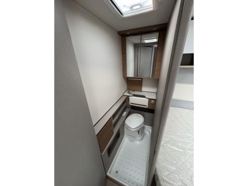 B&uuml;rstner Averso Harmony Line 465 TS incl Mover  photo: 15