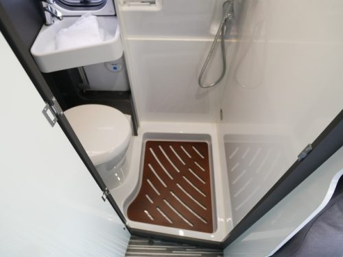 McLouis Menfys 3, 9-Speed Automatic, 6 Meter Van conversion!! photo: 14