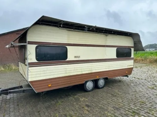 Knaus Wolf 535 with winter roof