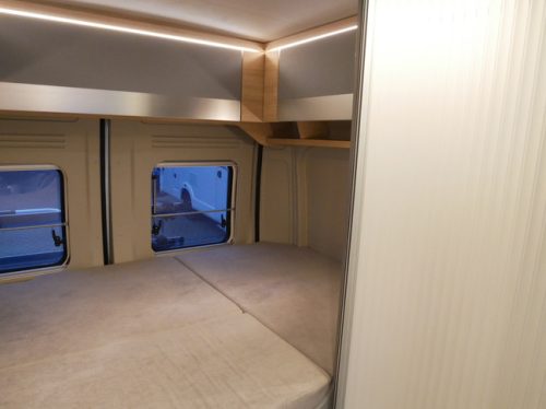 P&ouml;ssl Trenta 540, 5.40 meter camper van, Transverse bed!! photo: 18