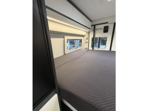 Adria 640 SGX Twin Supreme 9T-Automaat Luchtvering Zonnepaneel Trekhaak Clasena foto: 17