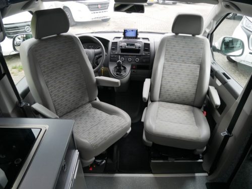Volkswagen T5 GP, 4 Seats, Fixed High Roof photo: 5