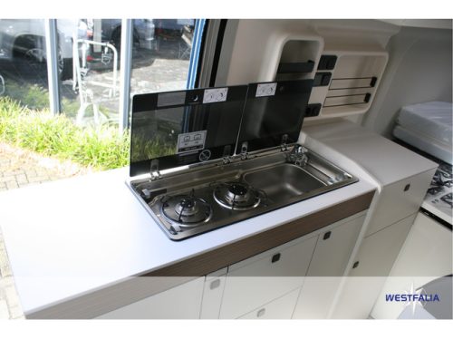 Westfalia Columbus 600D 140pk Aut. Premium Edition inkl. Schlafbank Foto: 18